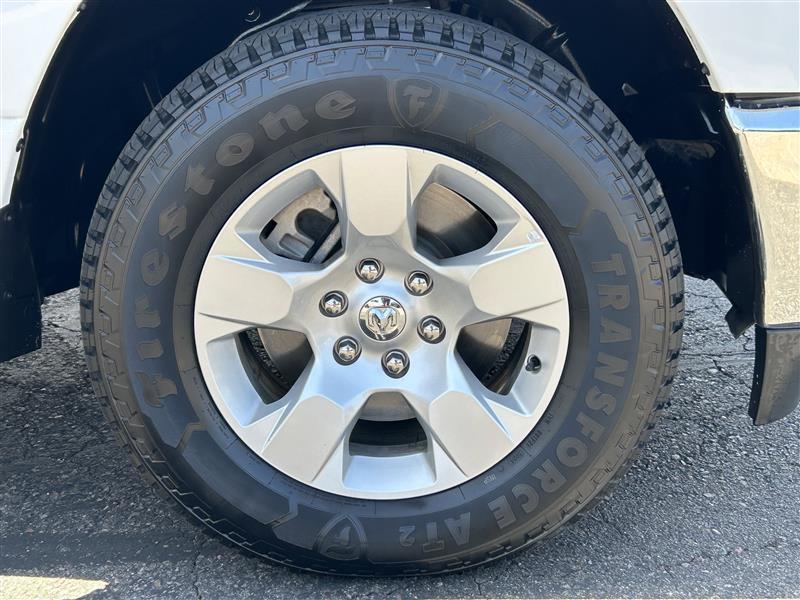 RAM 1500 Big Horn Crew Cab SWB 4WD 2023