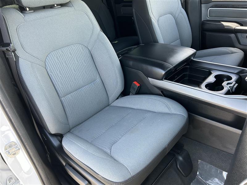 RAM 1500 Big Horn Crew Cab SWB 4WD 2023