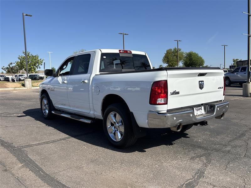 RAM 1500 SLT Crew Cab SWB 4WD 2017
