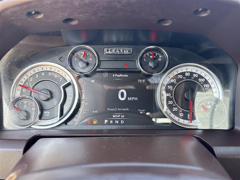 RAM 1500 SLT Crew Cab SWB 4WD 2017