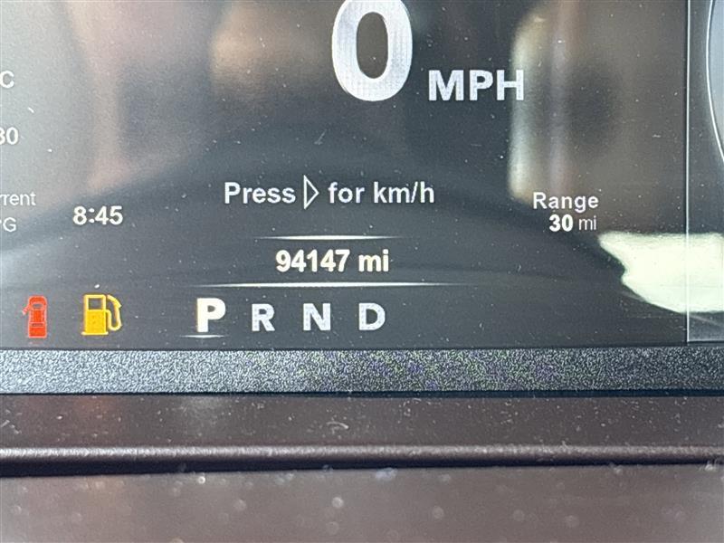 RAM 1500 SLT Crew Cab SWB 4WD 2017