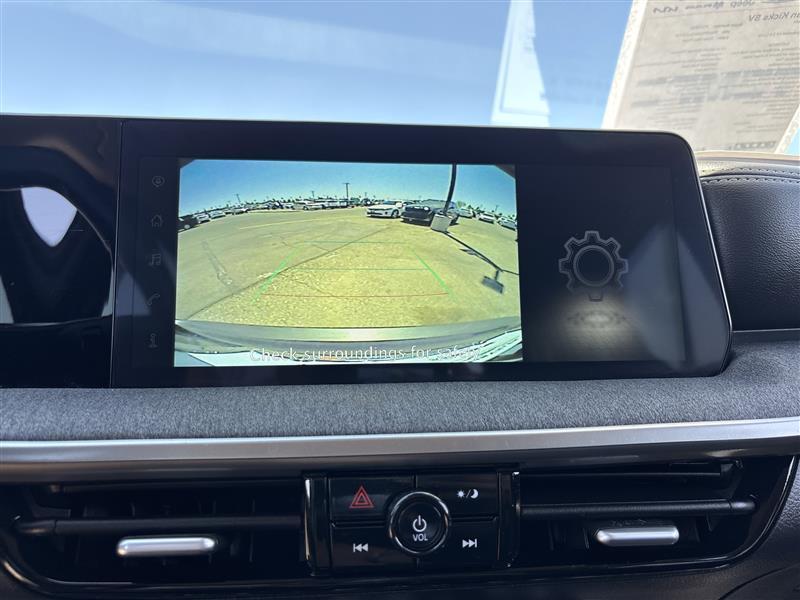 Nissan Kicks SV 2025