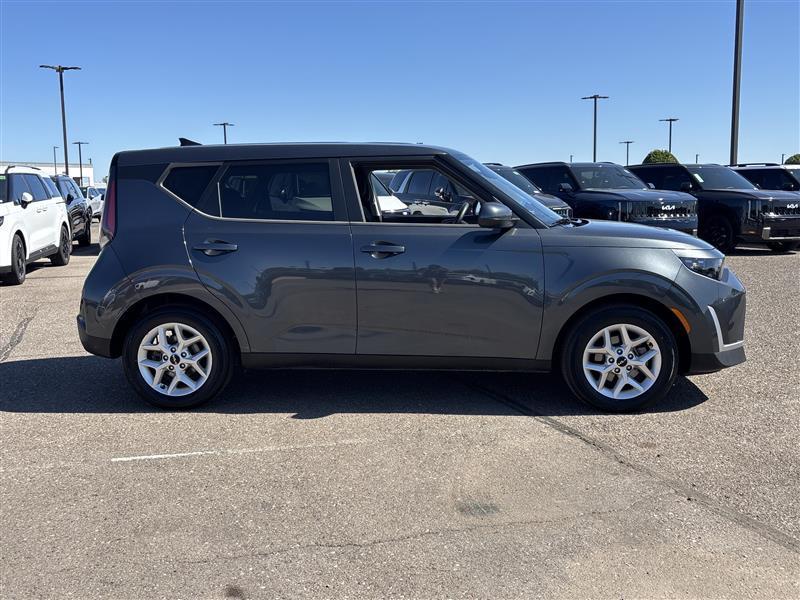 Kia Soul LX CVT 2023