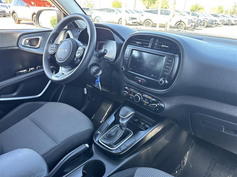 Kia Soul LX CVT 2023