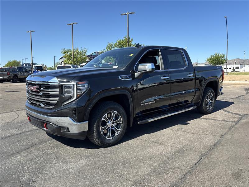 GMC Sierra 1500 SLT Crew Cab 4WD 2023