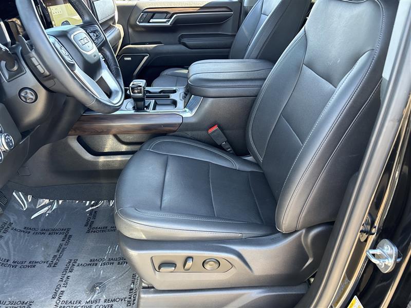 GMC Sierra 1500 SLT Crew Cab 4WD 2023