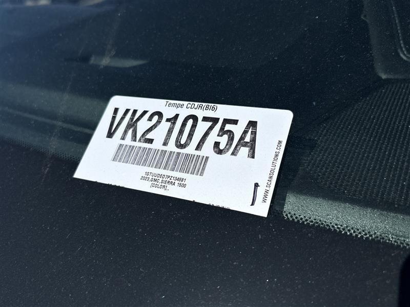 GMC Sierra 1500 SLT Crew Cab 4WD 2023