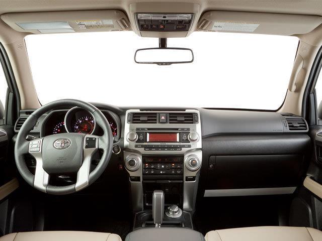 Toyota 4Runner Limited 4WD V6 2010