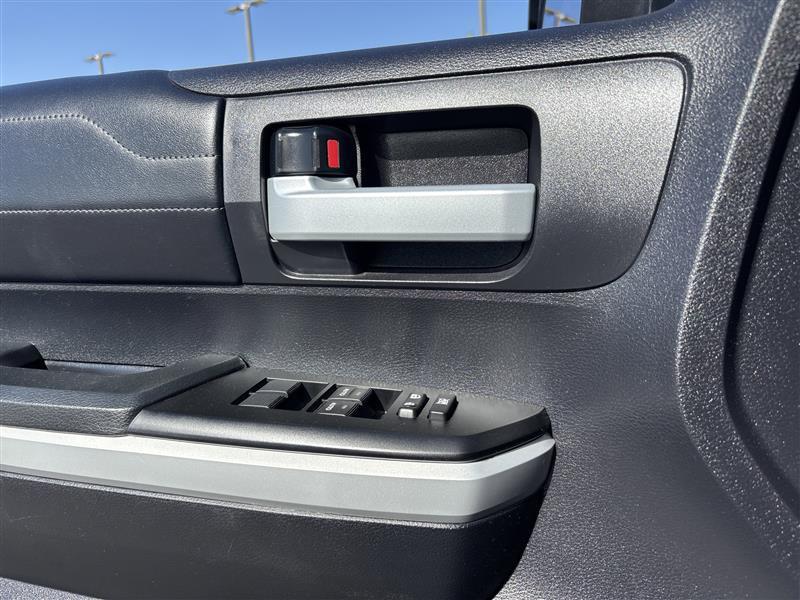 Toyota Tundra Limited 5.7L CrewMax 4WD 2020