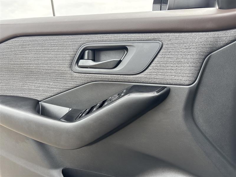 Nissan Rogue S AWD 2023