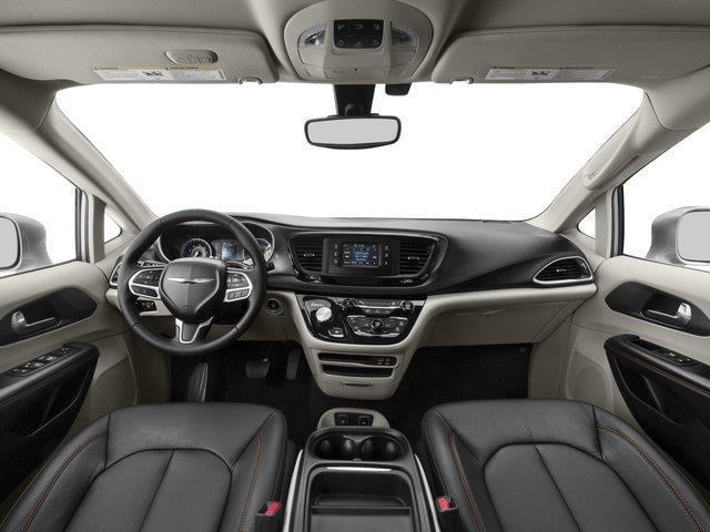 Chrysler Pacifica Touring-L 2017
