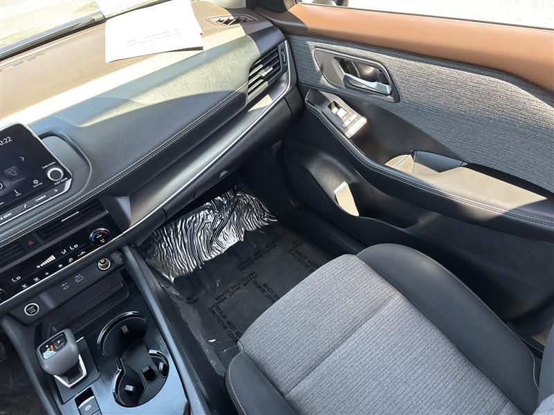 Nissan Rogue SV 2023