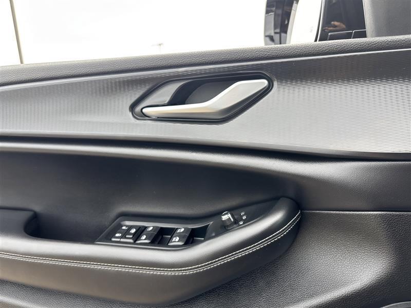 Jeep Grand Cherokee L Laredo 4WD 2023