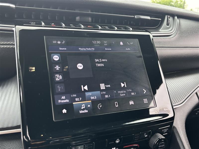 Jeep Grand Cherokee L Laredo 4WD 2023