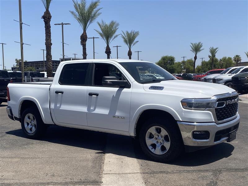 RAM 1500 Big Horn Crew Cab SWB 4WD 2025