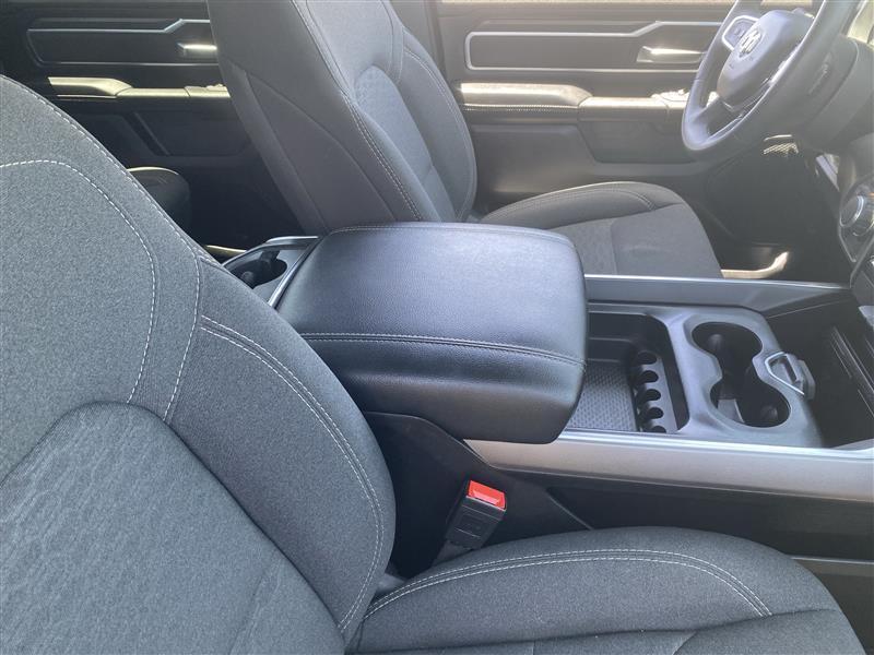 RAM 1500 Big Horn Crew Cab SWB 4WD 2025