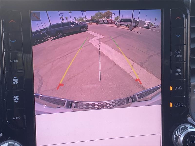 RAM 1500 Big Horn Crew Cab SWB 4WD 2025