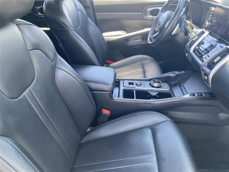 Kia Sorento Hybrid EX AWD 2023