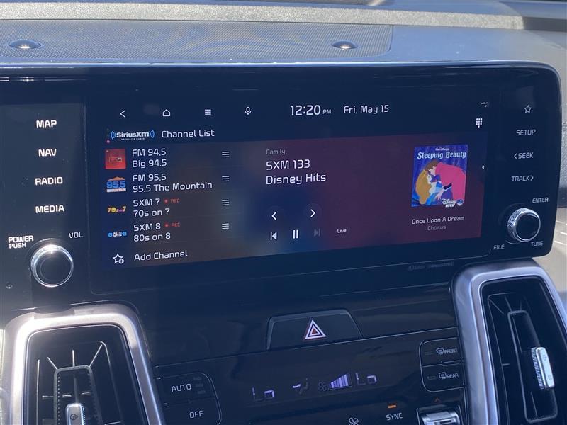 Kia Sorento Hybrid EX AWD 2023