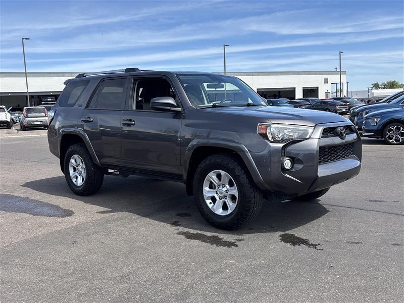 Toyota 4Runner SR5 2WD 2019