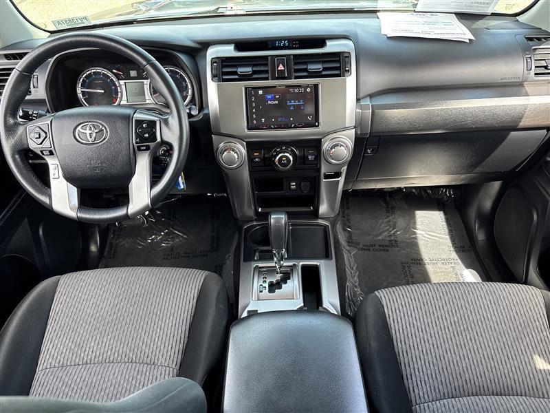 Toyota 4Runner SR5 2WD 2019