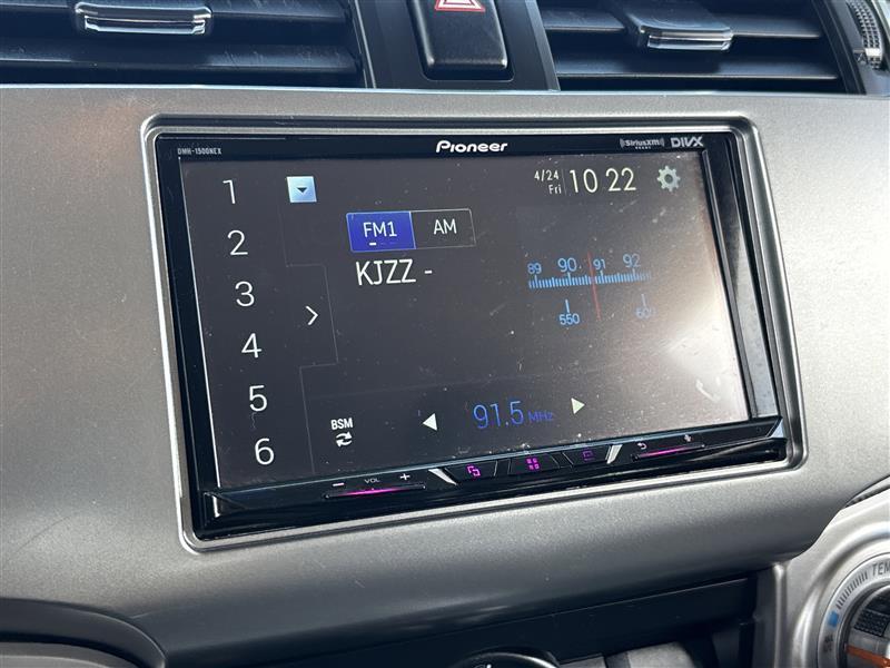 Toyota 4Runner SR5 2WD 2019