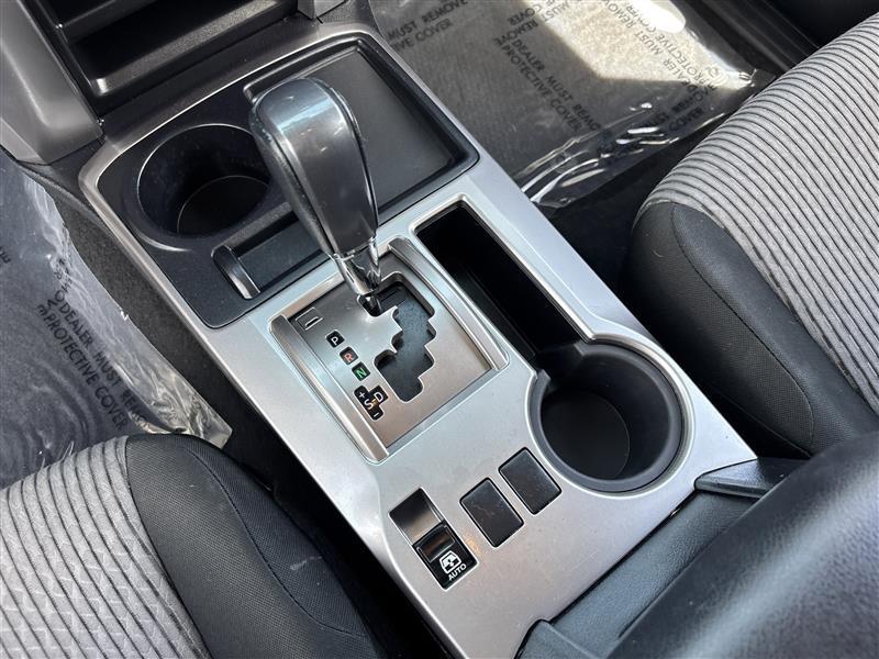 Toyota 4Runner SR5 2WD 2019