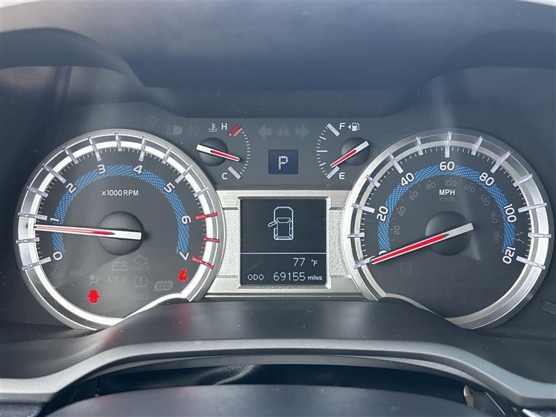 Toyota 4Runner SR5 2WD 2019