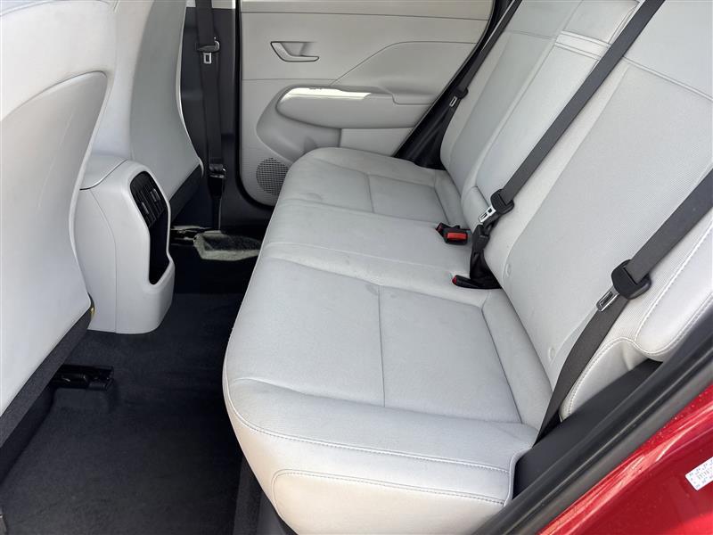 Hyundai Kona SEL 2024