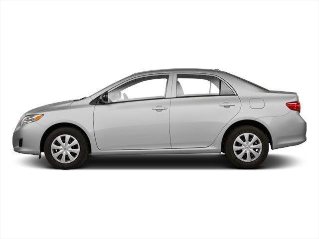 Toyota Corolla Base 5-Speed MT 2010