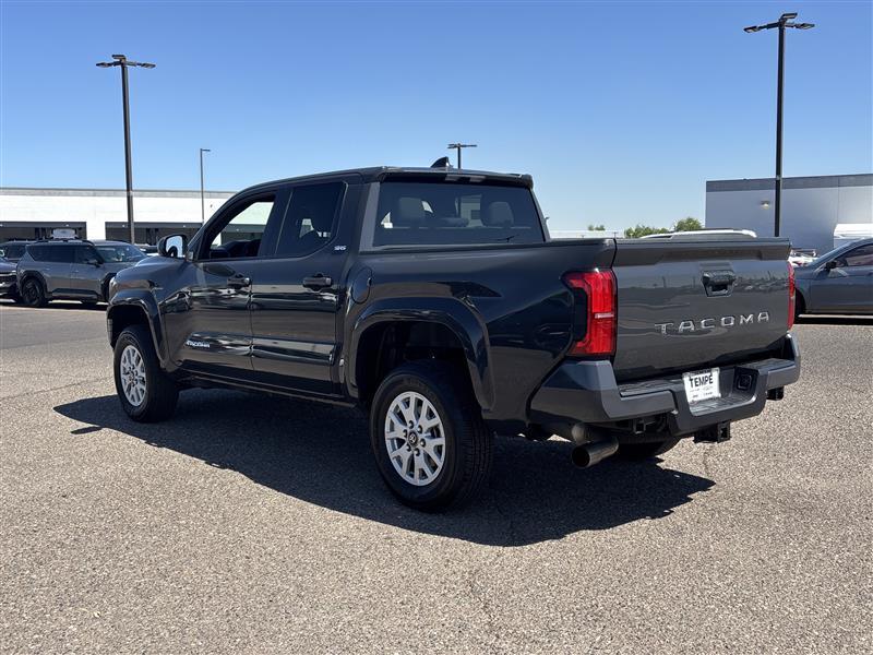 Toyota Tacoma 2WD  2025