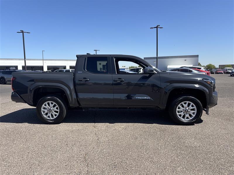 Toyota Tacoma 2WD  2025