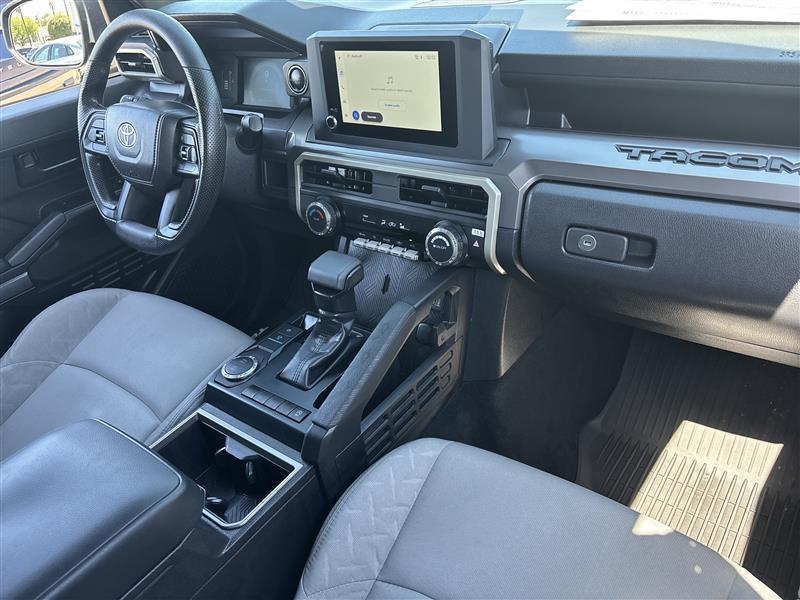 Toyota Tacoma 2WD  2025
