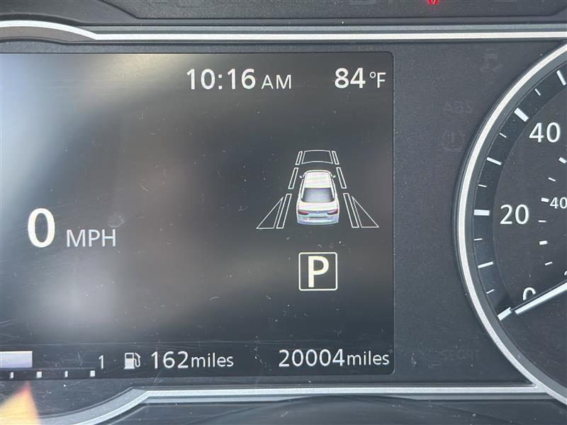 Nissan Versa SR 2020