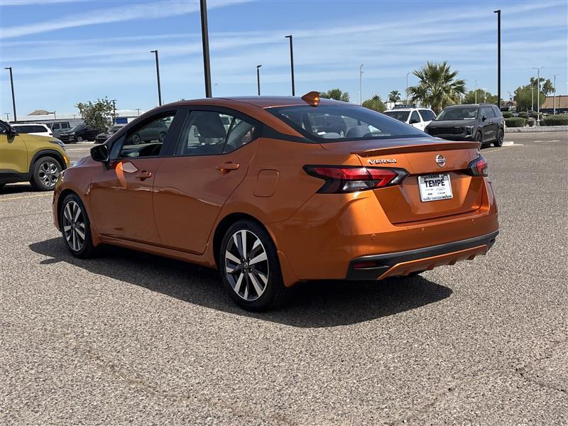 Nissan Versa SR 2020