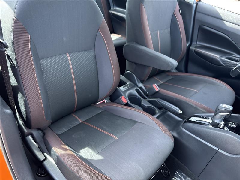 Nissan Versa SR 2020