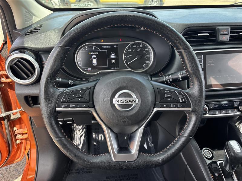 Nissan Versa SR 2020