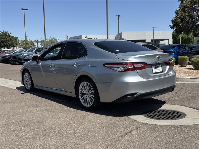 Toyota Camry  2018