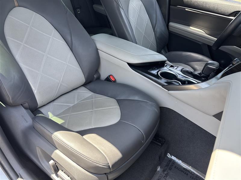 Toyota Camry  2018