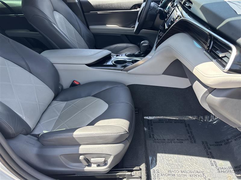 Toyota Camry  2018