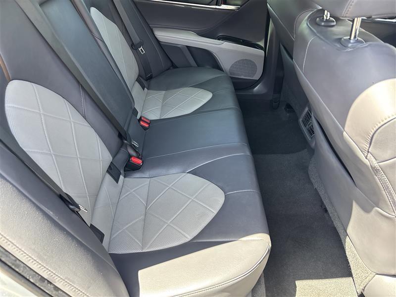 Toyota Camry  2018