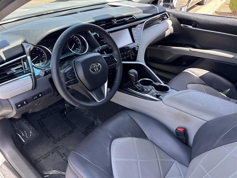 Toyota Camry  2018