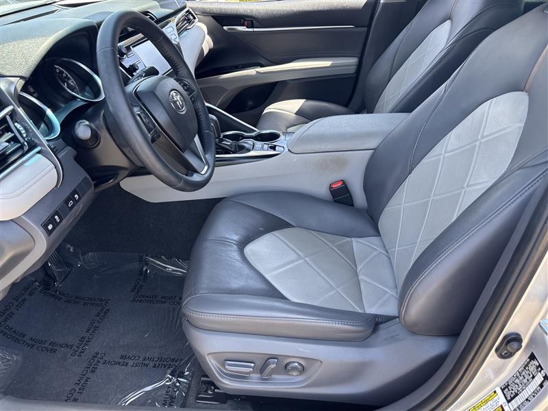 Toyota Camry  2018