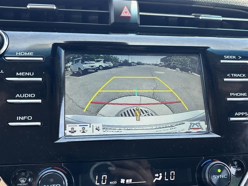 Toyota Camry  2018