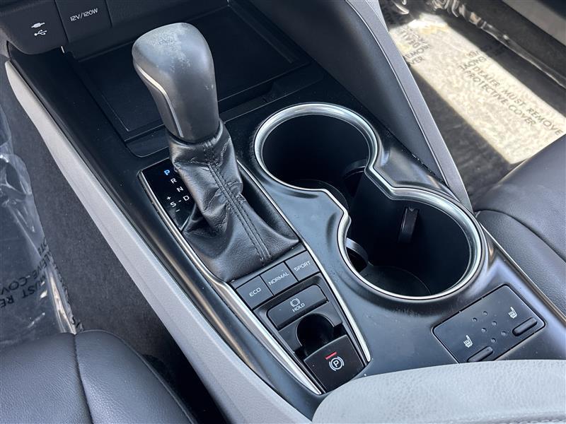 Toyota Camry  2018
