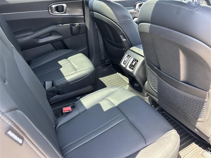Kia Sorento Hybrid EX 2025