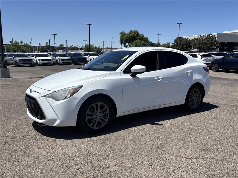 Toyota Yaris iA 6A 2019