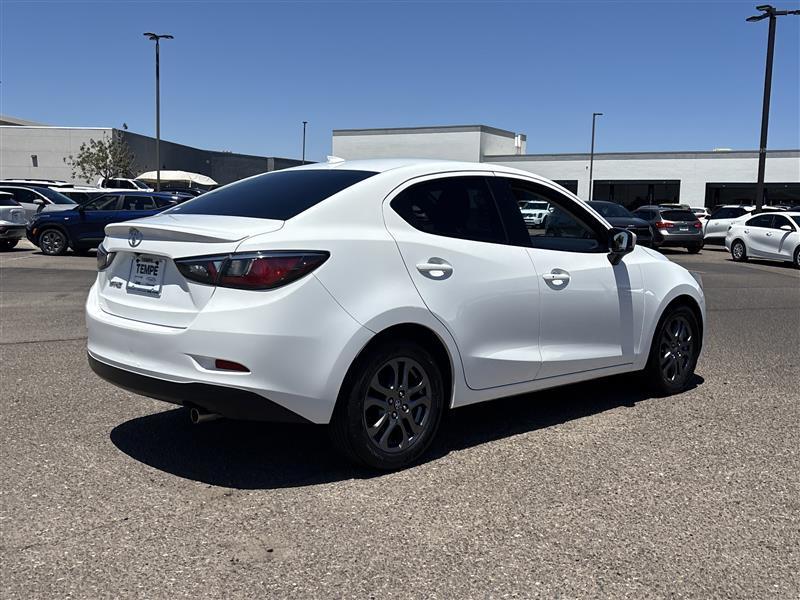 Toyota Yaris iA 6A 2019