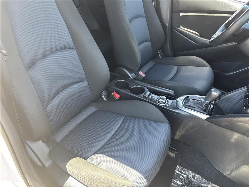 Toyota Yaris iA 6A 2019