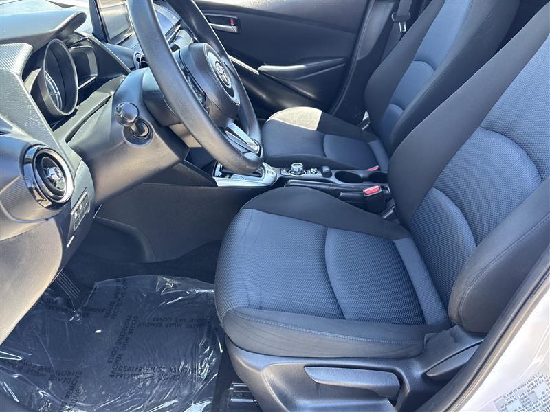 Toyota Yaris iA 6A 2019